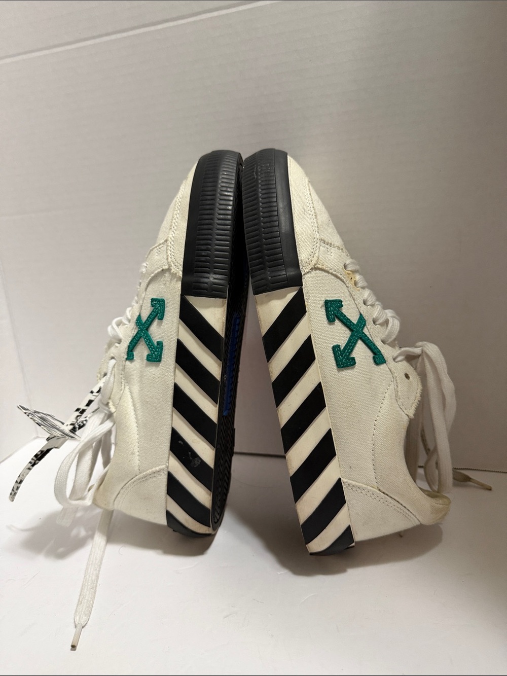 Off white canvas sneakers Size 50/US 9 (Need TLC) - Picture 12 of 17